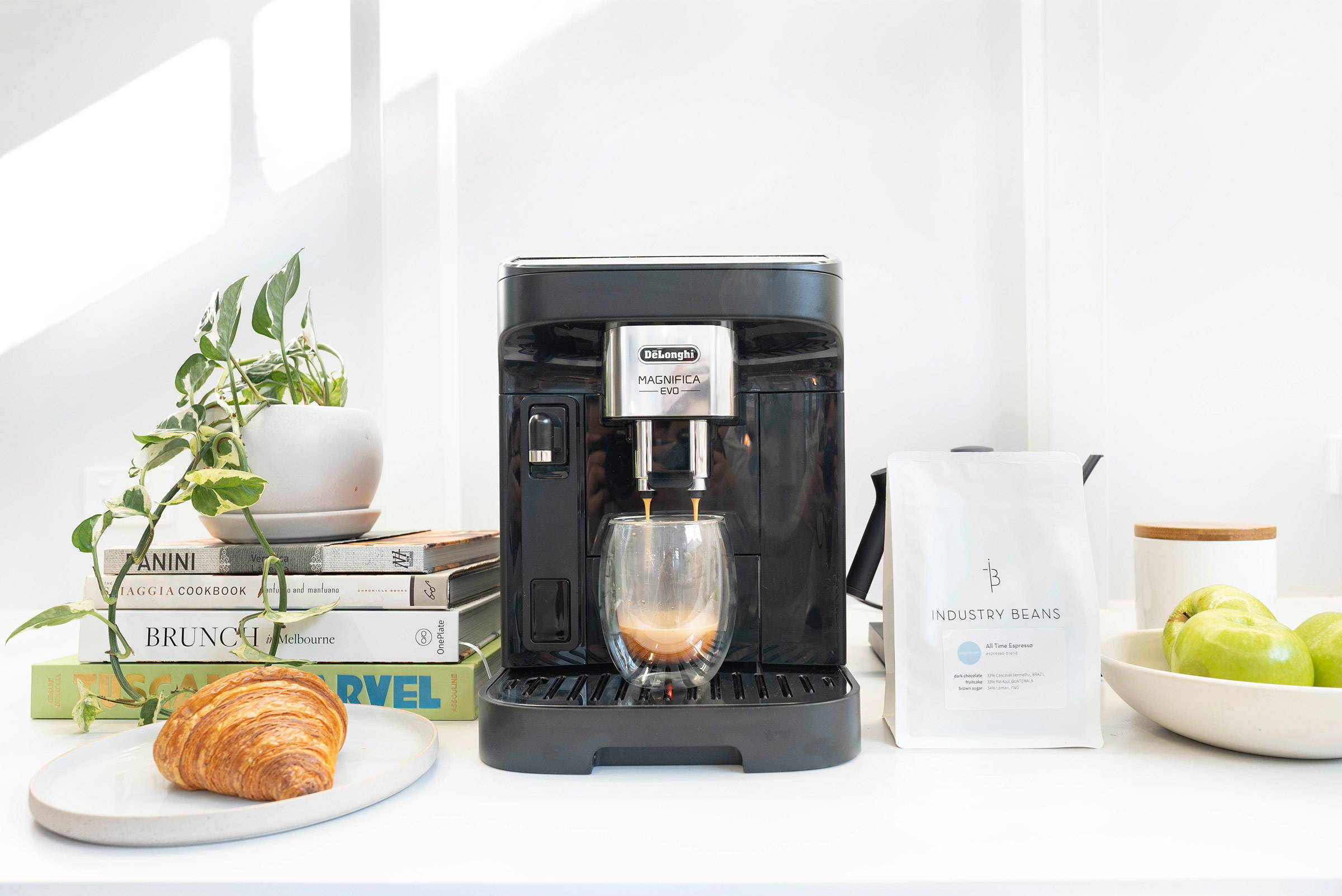 Introducing our newest member to The Espresso Clubâ„¢: De'longhi Magnifica Evo