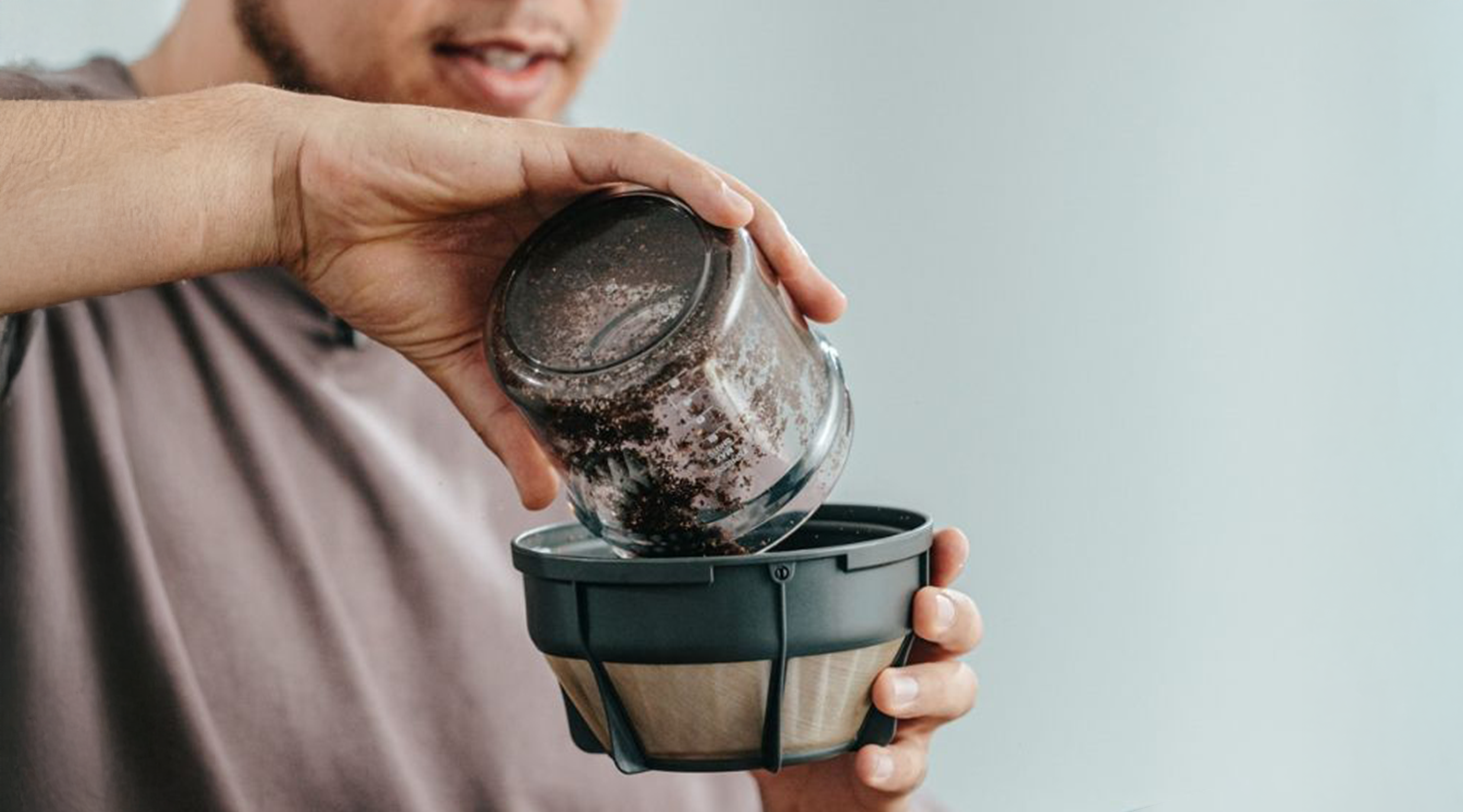 Making coffee with Spectrum Bruer Wave coffee filters