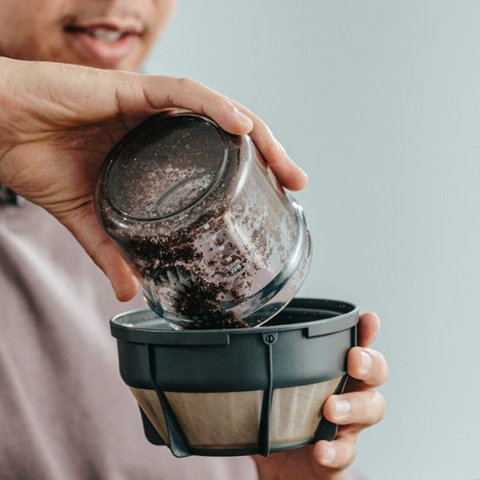 Making coffee with Spectrum Bruer Wave coffee filters