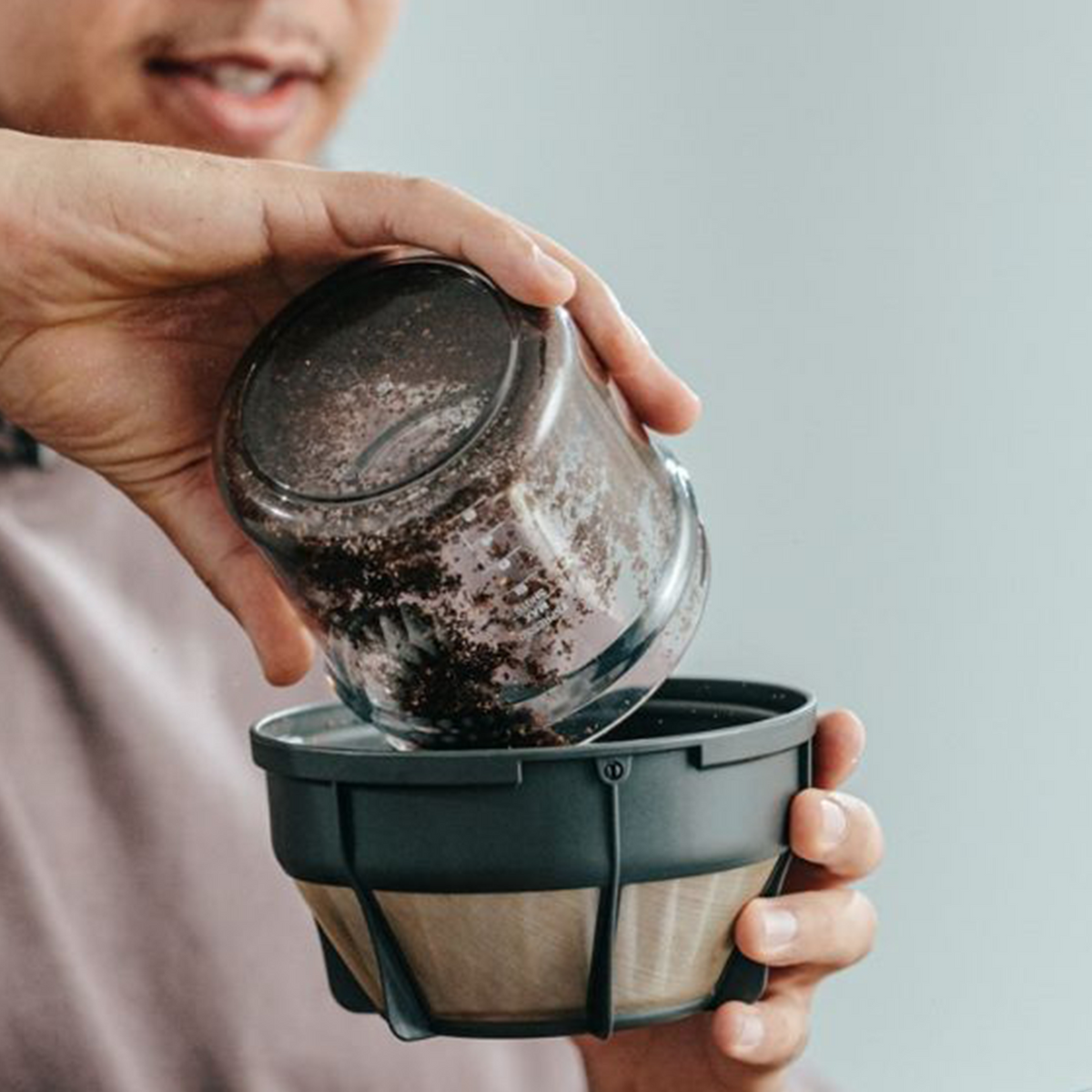 Making coffee with Spectrum Bruer Wave coffee filters 
